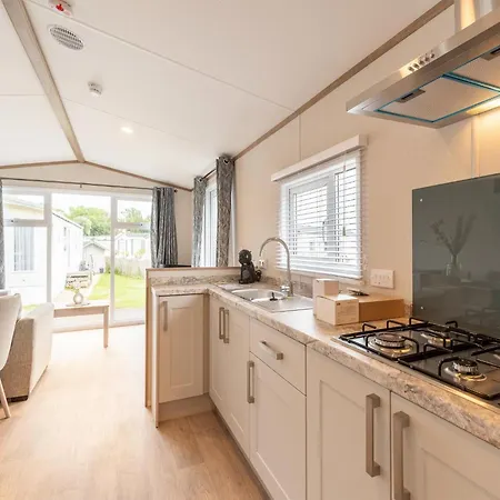 In Near Sandy Beaches, Cleaning Included Chalet