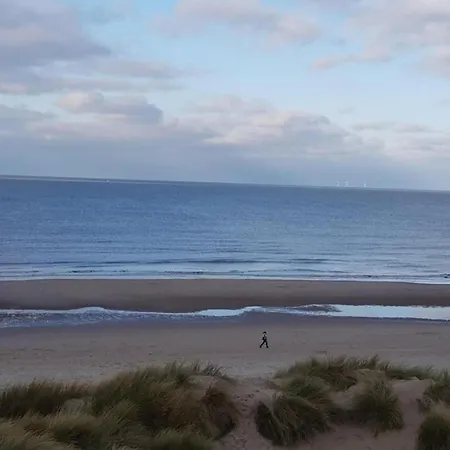 Chalet In Near Sandy Beaches, Cleaning Included